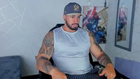 Snapshot of cristian_walker chatting on January 25, 11:55 am cristian walker online show from January 25, 11:55 am