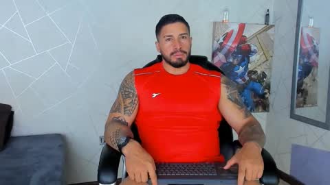 Snapshot of cristian_walker chatting on January 8, 1:31 pm cristian walker online show from January 8, 1:31 pm