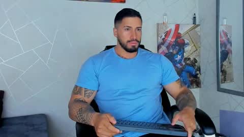 Snapshot of cristian_walker chatting on January 6, 1:08 pm cristian walker online show from January 6, 1:08 pm