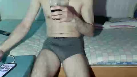 cristianrr184034 online show from April 22, 6:56 pm