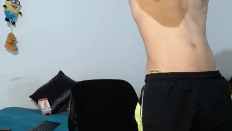 Snapshot of cristofer_hot98 chatting on February 8, 2:15 am Cristofer online show from February 8, 2:15 am