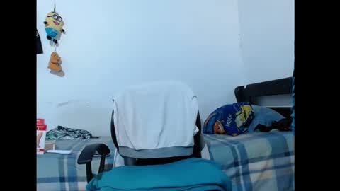 Snapshot of cristofer_hot98 chatting on January 27, 12:43 am Cristofer online show from January 27, 12:43 am