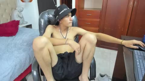 CRISTOFER  online show from March 14, 9:11 pm