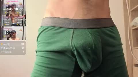 Snapshot of cristopher23_ chatting on October 1, 4:11 pm cristopher23 online show from October 1, 4:11 pm