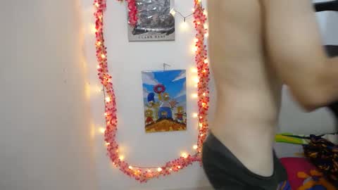 cristopher_2004 online show from February 26, 7:47 pm