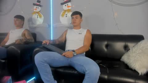 Snapshot of cristopher_strong chatting on January 6, 12:24 pm Cristopher online show from January 6, 12:24 pm