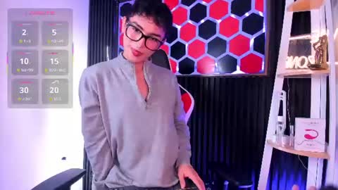 Cristopher  online show from June 9, 8:54 pm