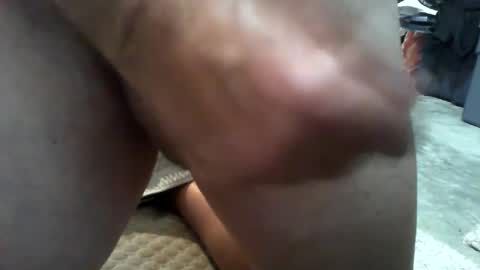 Snapshot of crjohnson chatting on October 2, 11:31 pm crjohnson online show from October 2, 11:31 pm
