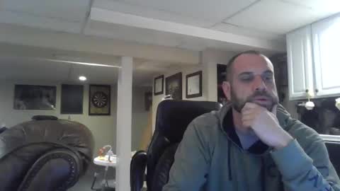 Snapshot of crm400 chatting on September 28, 1:47 am billybasement online show from September 28, 1:47 am