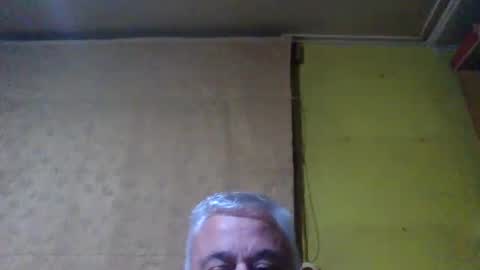 crmperez online show from March 27, 1:32 am