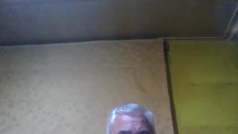 Snapshot of crmperez chatting on March 12, 2:20 am crmperez online show from March 12, 2:20 am