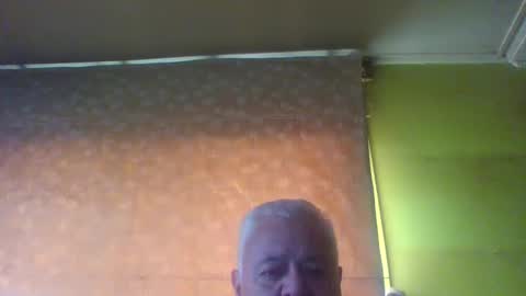Snapshot of crmperez chatting on February 6, 5:40 pm crmperez online show from February 6, 5:40 pm