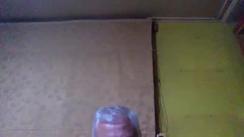 crmperez online show from February 10, 12:37 am