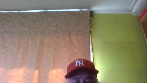 crmperez online show from March 19, 7:06 pm