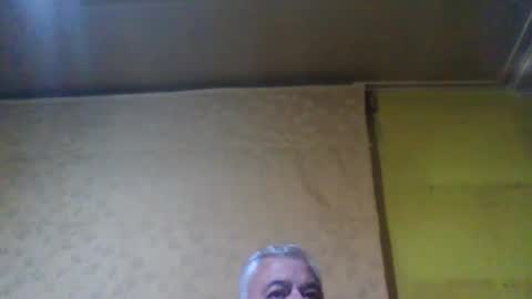 Snapshot of crmperez chatting on February 22, 12:16 am crmperez online show from February 22, 12:16 am