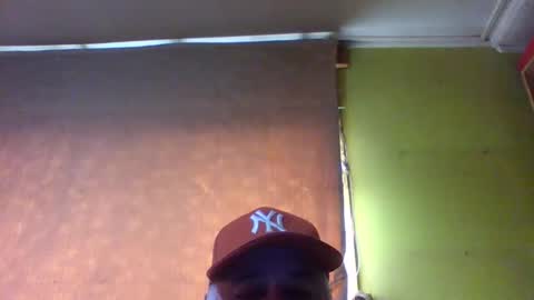 Snapshot of crmperez chatting on September 10, 7:01 pm crmperez online show from September 10, 7:01 pm
