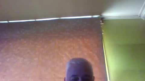 Snapshot of crmperez chatting on February 8, 5:08 pm crmperez online show from February 8, 5:08 pm