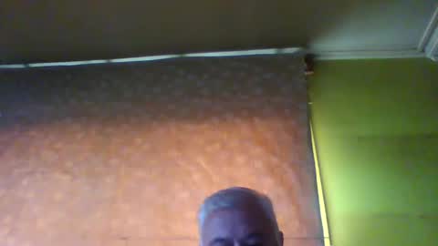 Snapshot of crmperez chatting on February 28, 6:52 pm crmperez online show from February 28, 6:52 pm
