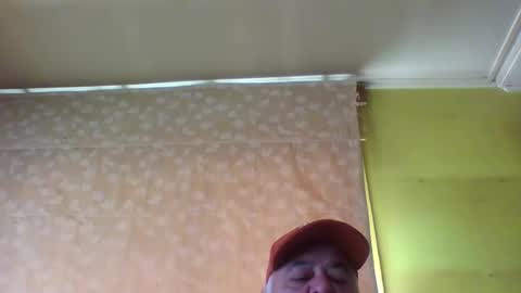 Snapshot of crmperez chatting on March 8, 7:07 pm crmperez online show from March 8, 7:07 pm