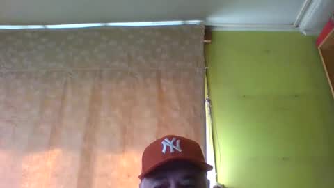 crmperez online show from March 18, 6:44 pm