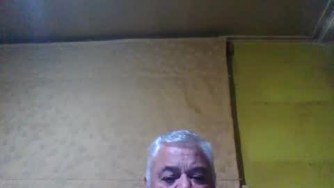 Snapshot of crmperez chatting on January 10, 2:14 am crmperez online show from January 10, 2:14 am