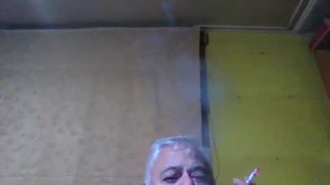 crmperez online show from March 24, 1:11 am