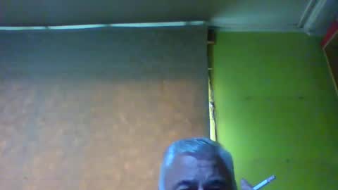 crmperez online show from February 11, 10:04 pm