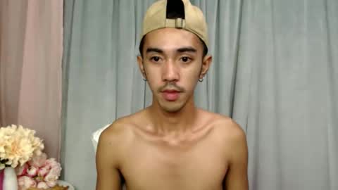 crocodale online show from March 27, 4:19 pm