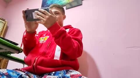 cronos_hot_888 online show from April 2, 1:41 pm