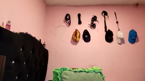 cronos_hot_888 online show from March 7, 3:54 pm