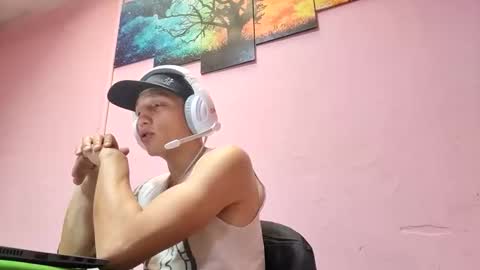 cronos_hot_888 online show from March 25, 6:23 pm