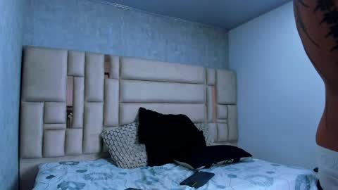 Croy online show from April 18, 7:07 pm