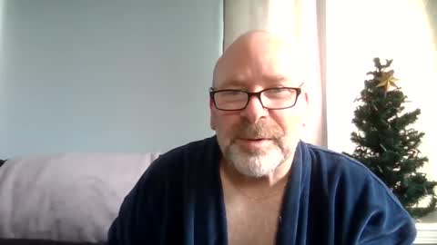 fun guy online show from April 25, 1:41 pm