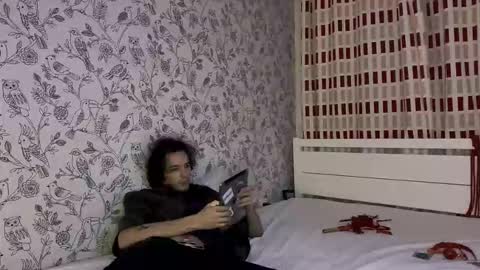 crybae0 online show from March 12, 5:20 pm