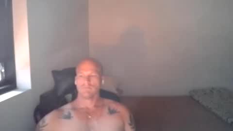 ct250787 online show from April 4, 6:10 am