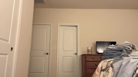 Cubantoo online show from February 27, 4:57 am