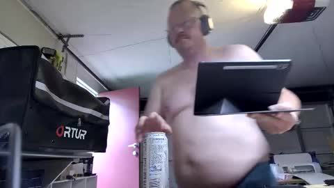 Sporty Bear online show from February 9, 5:06 pm