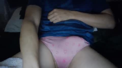 Snapshot of cuckkybetaboi chatting on January 29, 3:04 pm cuckkybetaboi online show from January 29, 3:04 pm