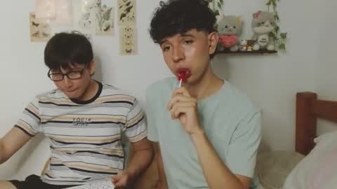 cuddly_and_jinx online show from March 21, 10:14 pm