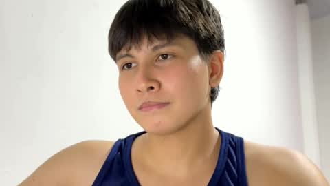 cuddly_and_jinx online show from March 23, 5:24 am