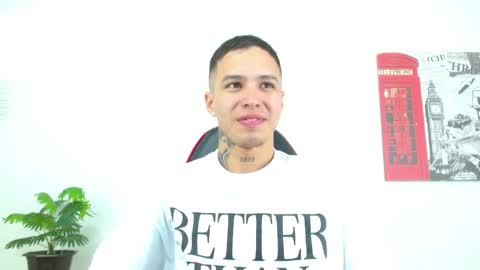 cumandres online show from April 25, 2:47 pm