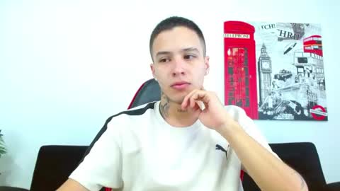 cumandres online show from June 25, 4:01 pm