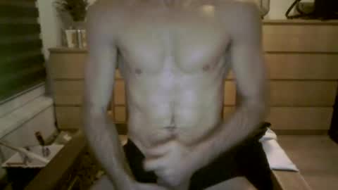 Snapshot of cumbigdick311 chatting on January 6, 10:58 pm cumbigdick311 online show from January 6, 10:58 pm