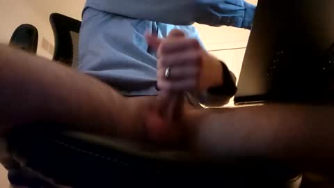 cumddy93 online show from October 2, 7:29 pm