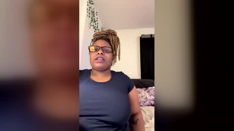 cumdumsterebony online show from February 20, 9:33 am