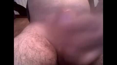 Snapshot of cumerforu20cm chatting on December 29, 10:01 am cumerforu20cm online show from December 29, 10:01 am