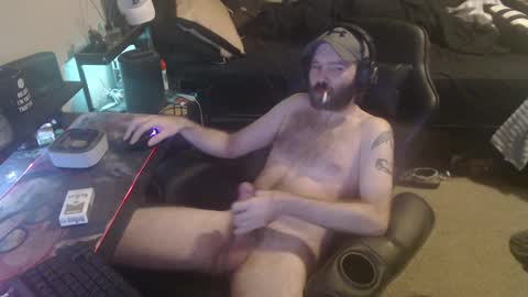Snapshot of cumslinger2003 chatting on January 10, 12:26 pm cumslinger2003 online show from January 10, 12:26 pm
