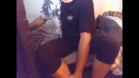 Snapshot of cumslutboi27 chatting on October 13, 11:05 am cumslutboi27 online show from October 13, 11:05 am