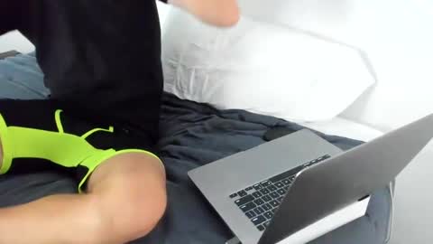 cumstud39 online show from September 21, 6:52 pm