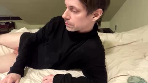 Mark online show from December 2, 7:33 am